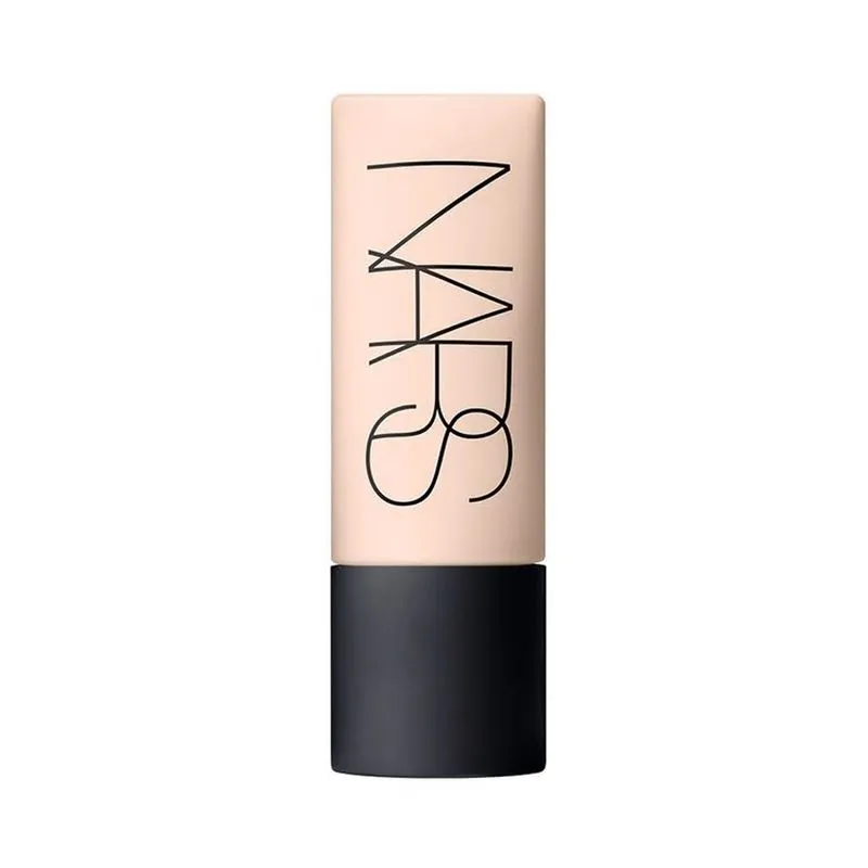 Base Líquida Soft Matte Complete Foundation Nars